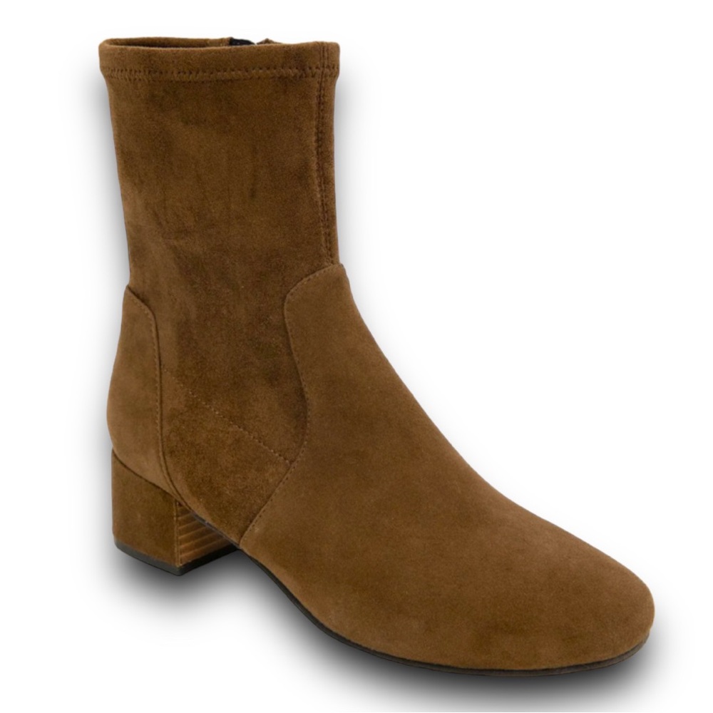 GENTLE SOULS by Kenneth Cole Elaine Bootie in Cognac Leather Size 10 NWOT